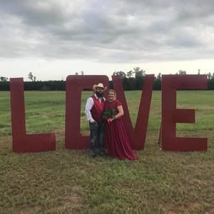 Meet your Posher, Elizabeth